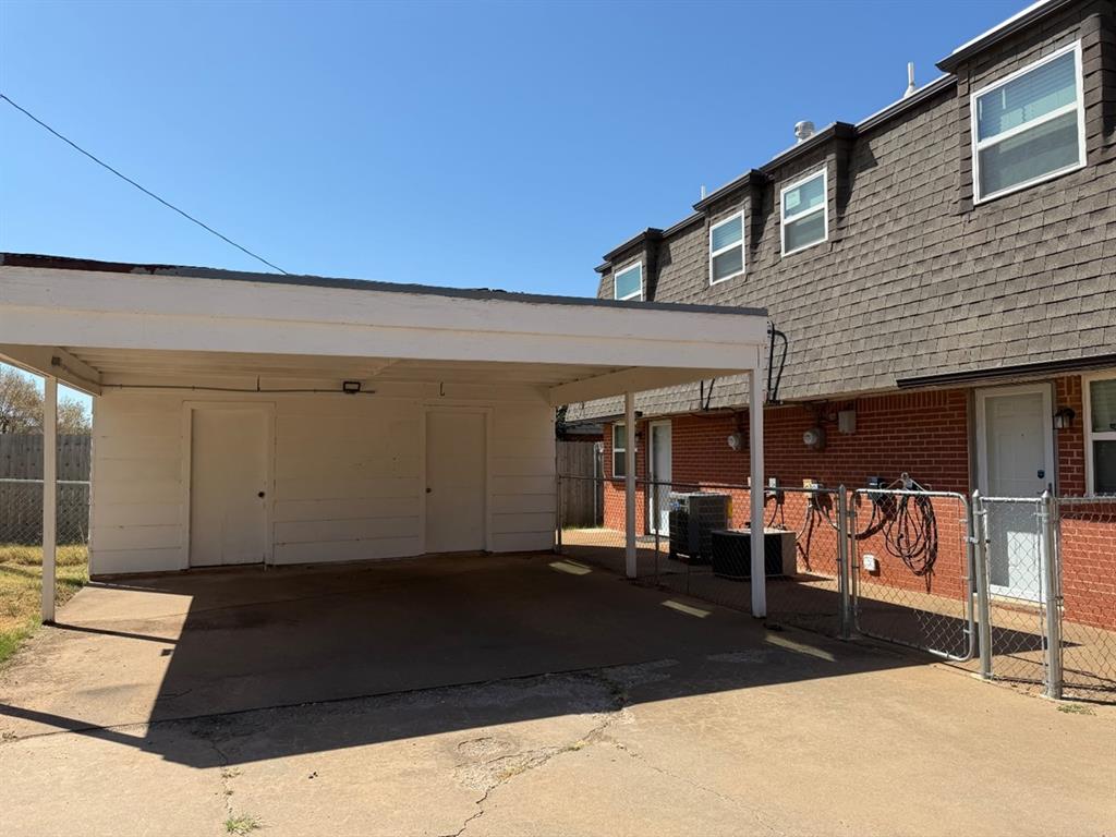 2616 Elwood Drive 2616 Property Photo 10