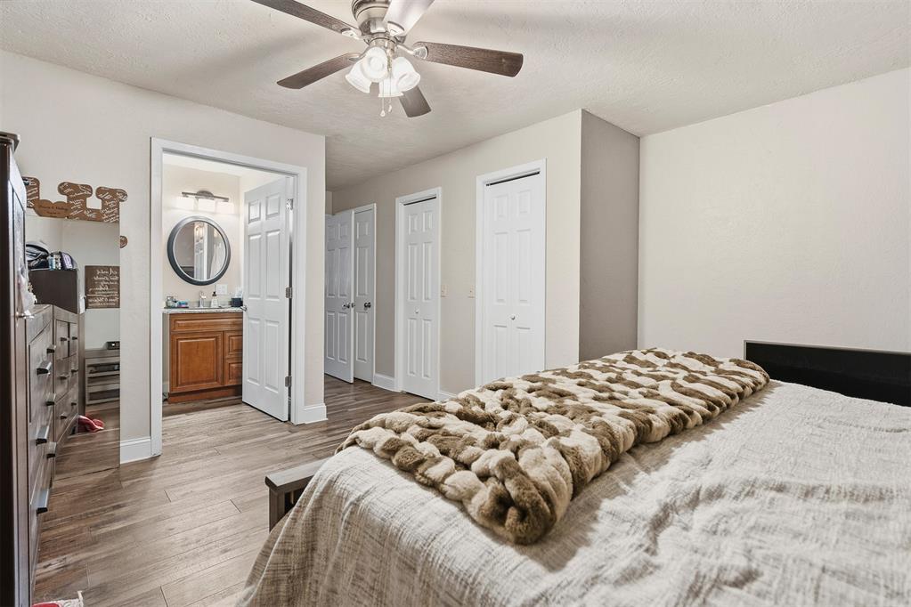 302 W E Street Property Photo 12