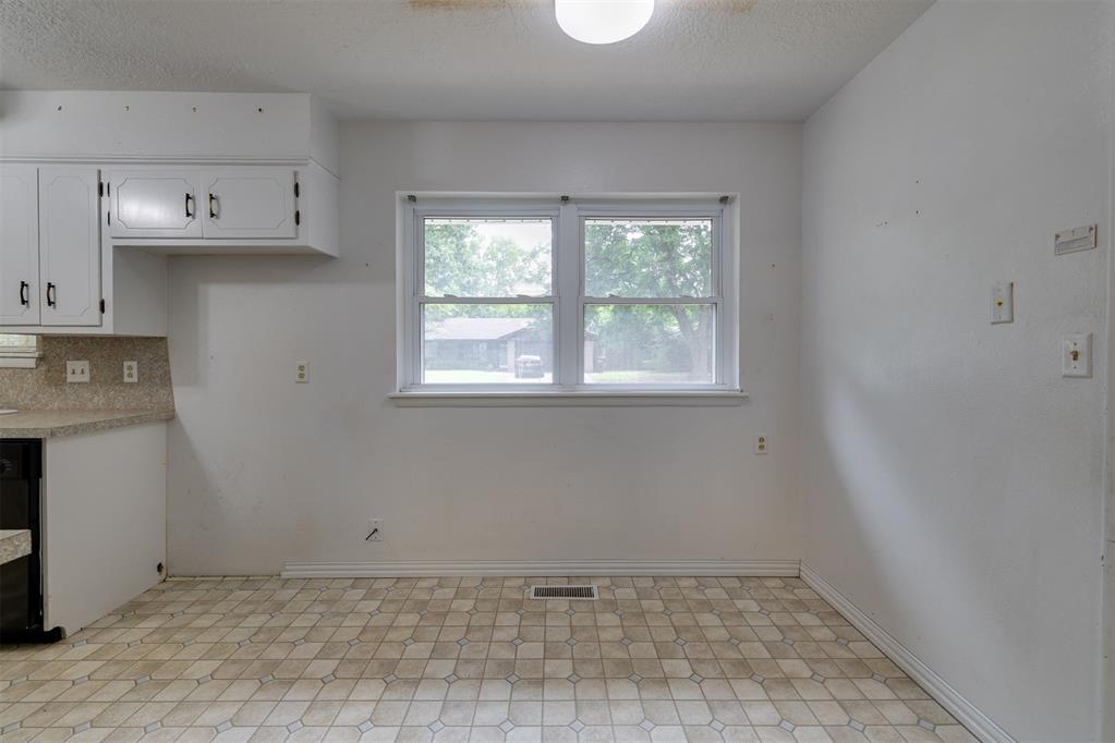 1701 Beverly Hills Street Property Photo 15