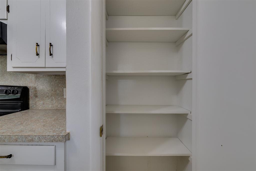 1701 Beverly Hills Street Property Photo 22