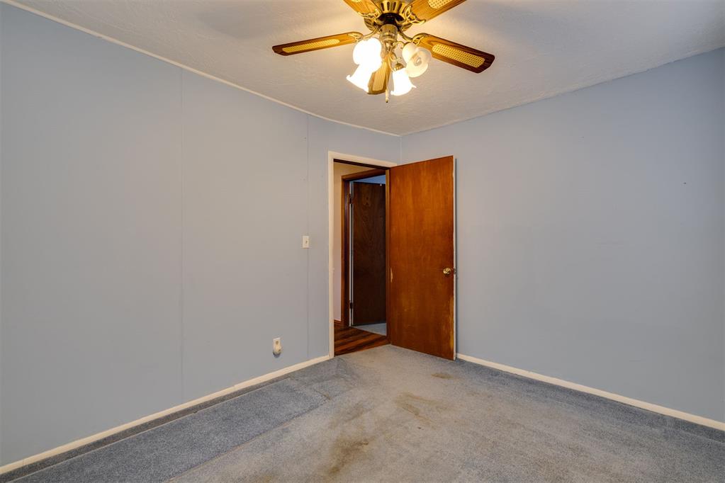 1701 Beverly Hills Street Property Photo 30