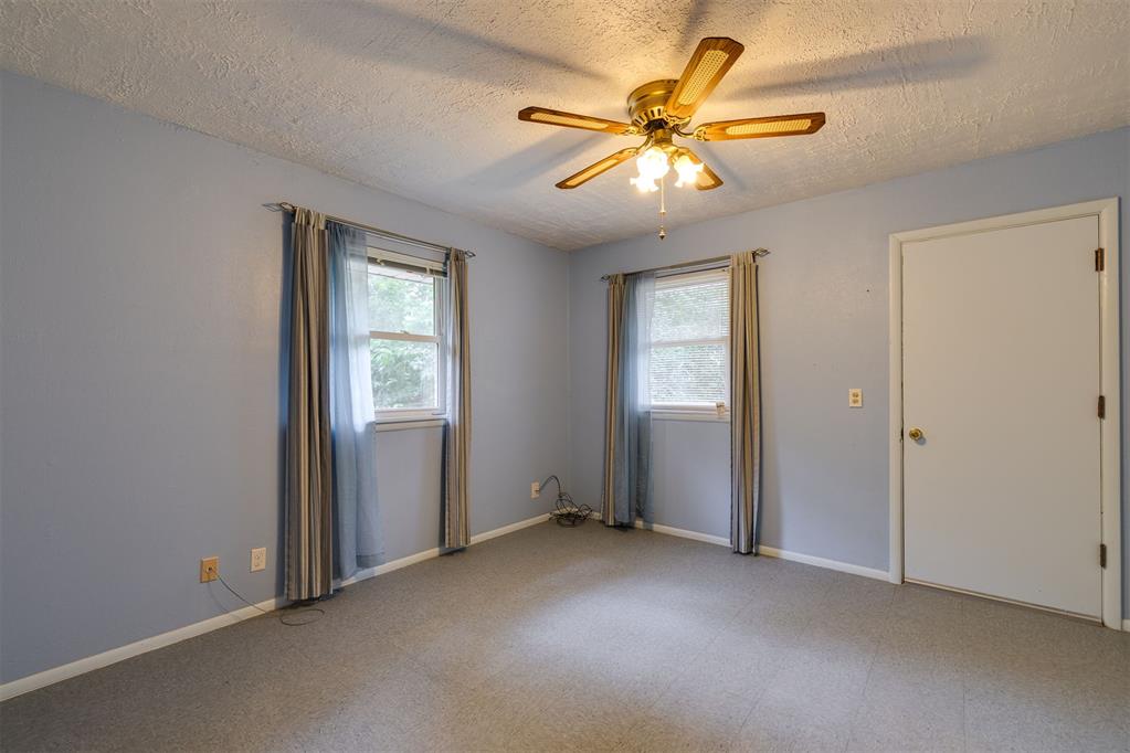 1701 Beverly Hills Street Property Photo 35