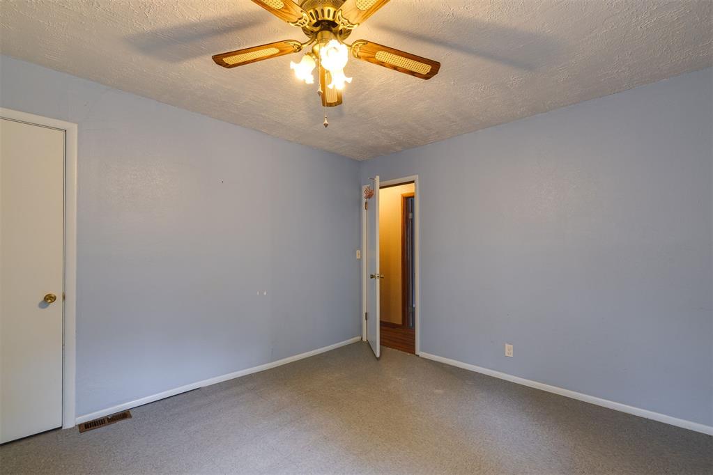 1701 Beverly Hills Street Property Photo 36