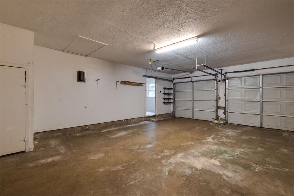 1701 Beverly Hills Street Property Photo 37