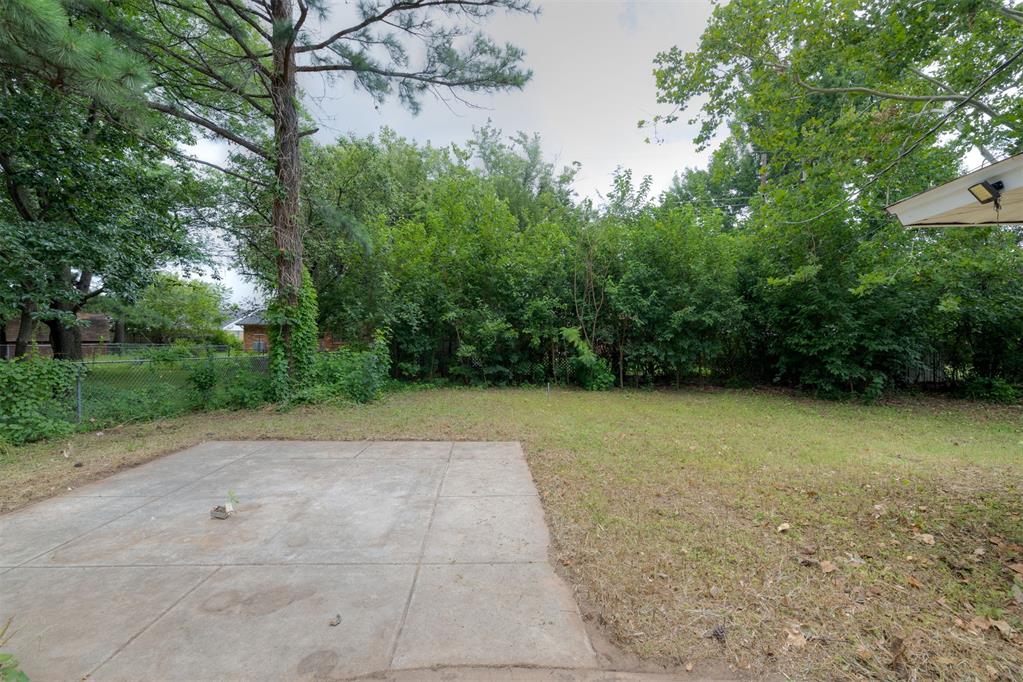 1701 Beverly Hills Street Property Photo 38
