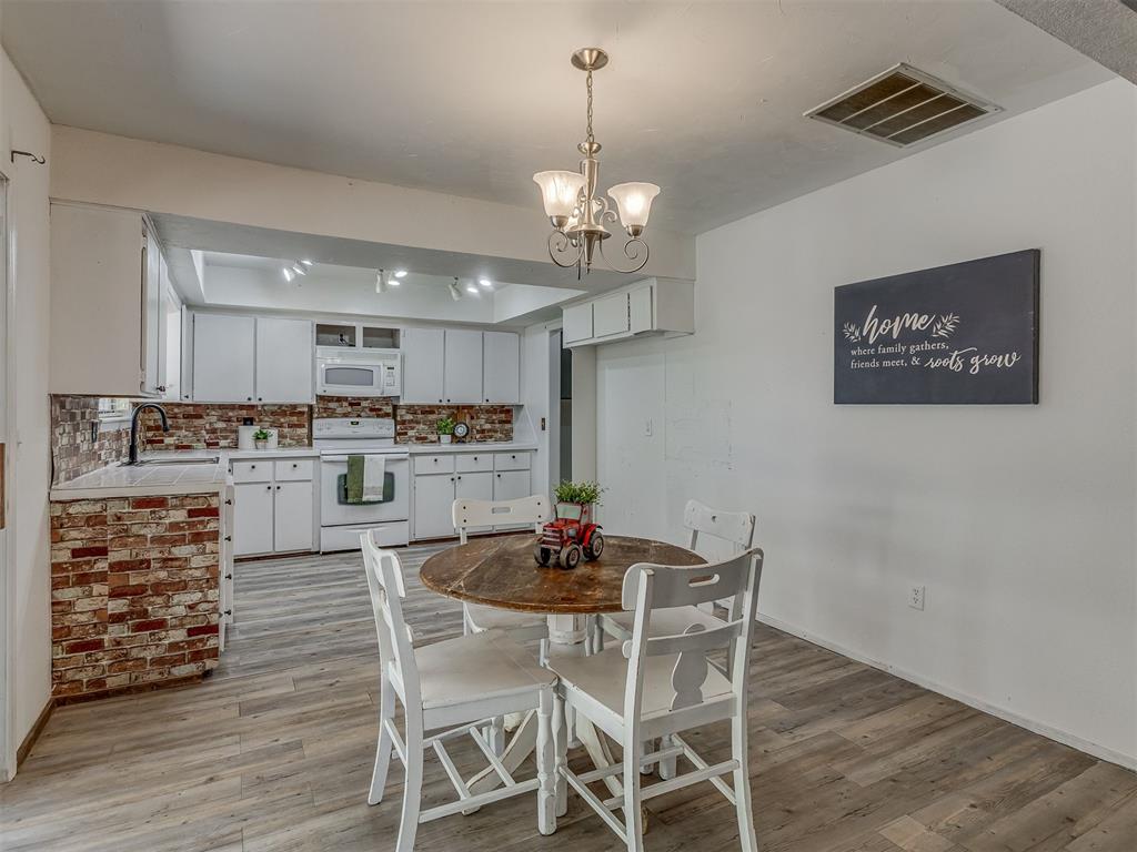 1101 Lapwing Road Property Photo 11