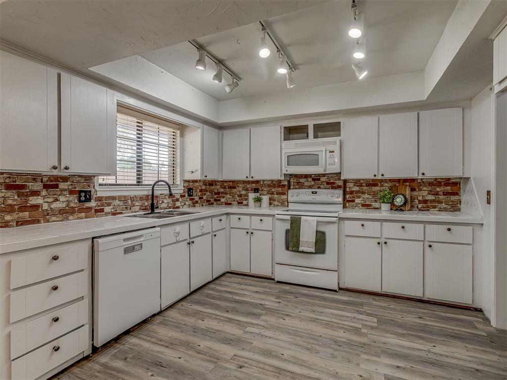 1101 Lapwing Road Property Photo 12