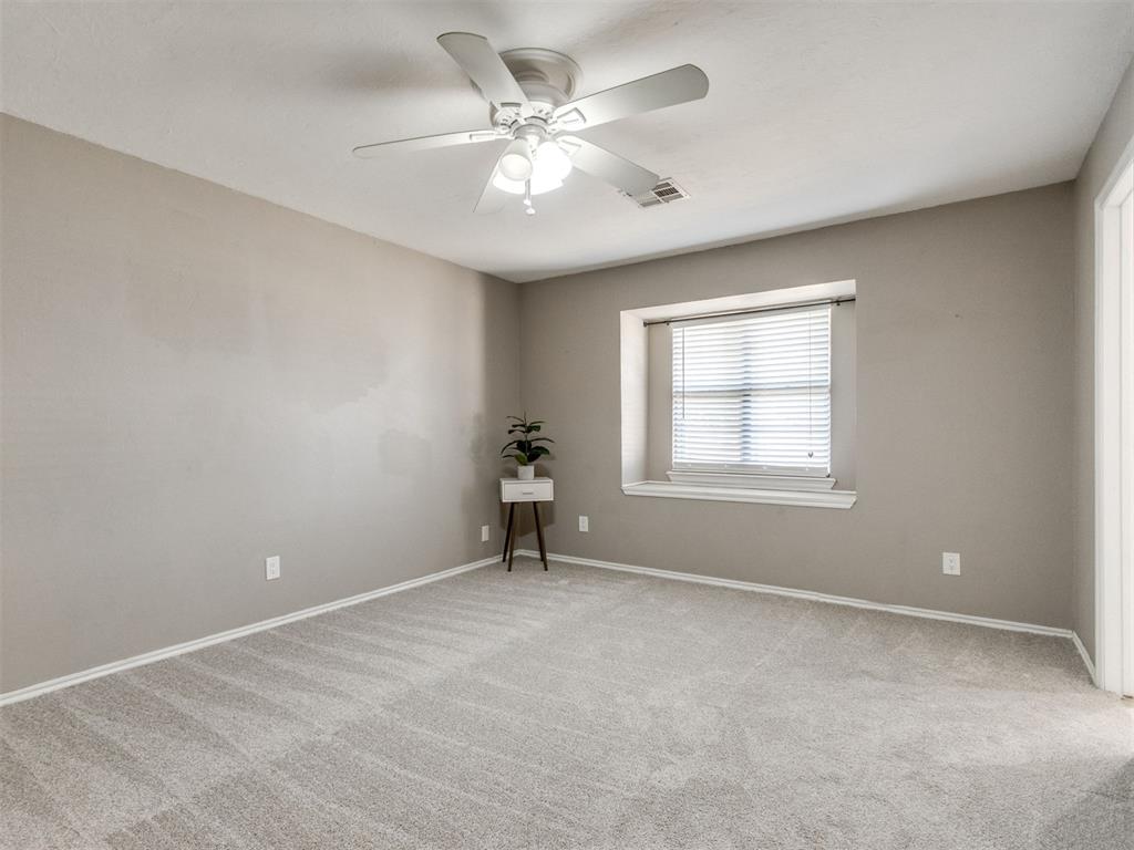 4908 Lincoln Square Property Photo 21