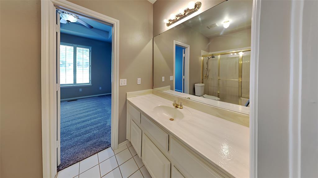741 Fox Bend Trail Property Photo 16