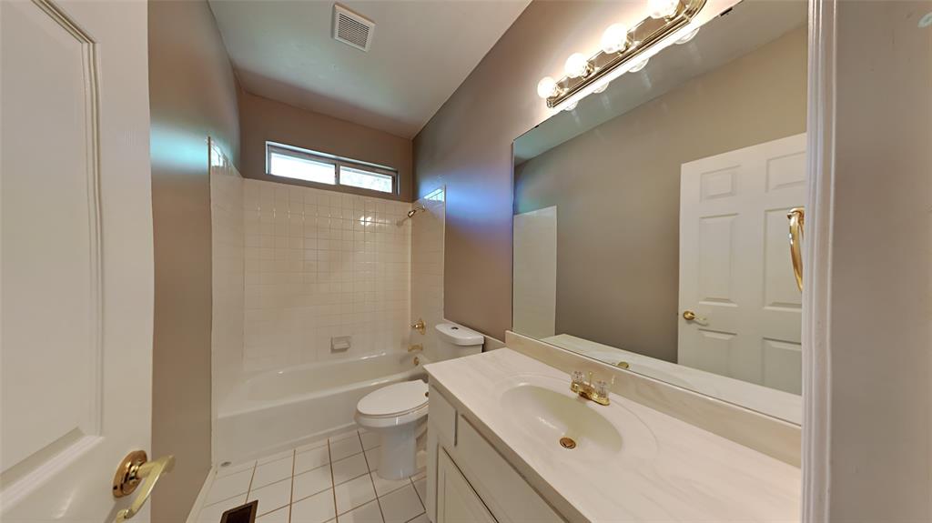 741 Fox Bend Trail Property Photo 19