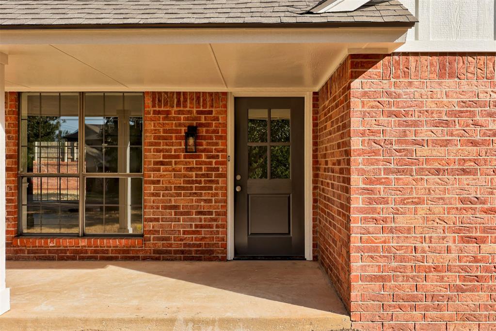 3809 Cedarbrook Drive Property Photo 5