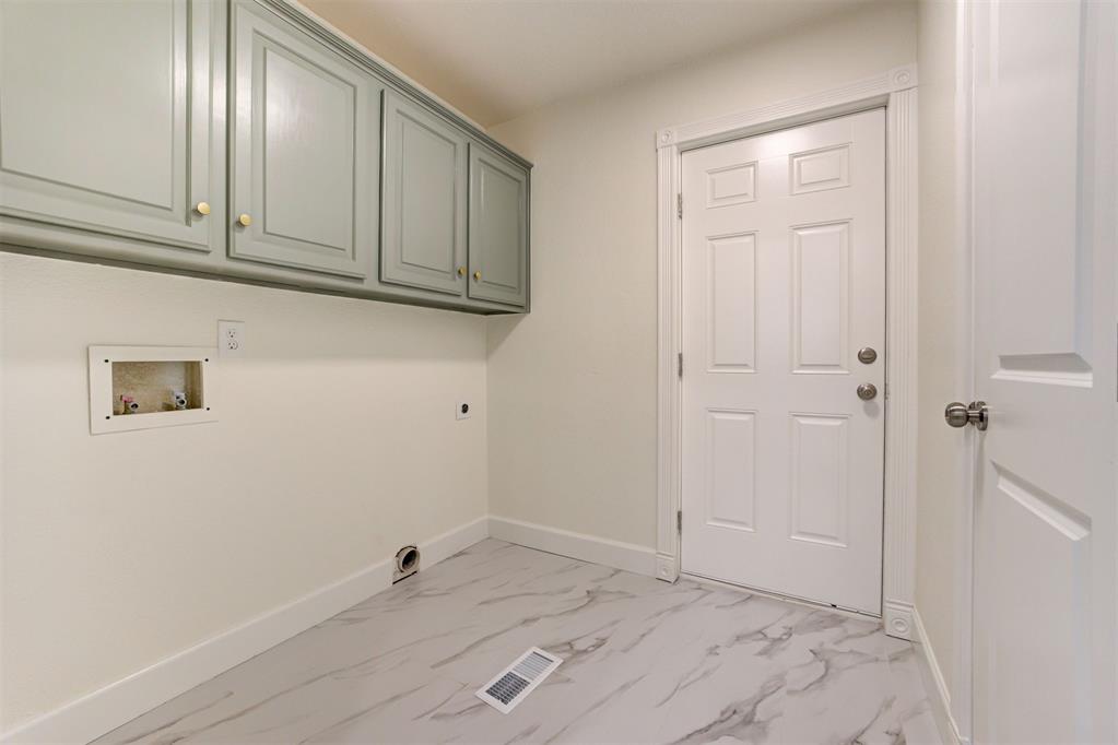 3809 Cedarbrook Drive Property Photo 40