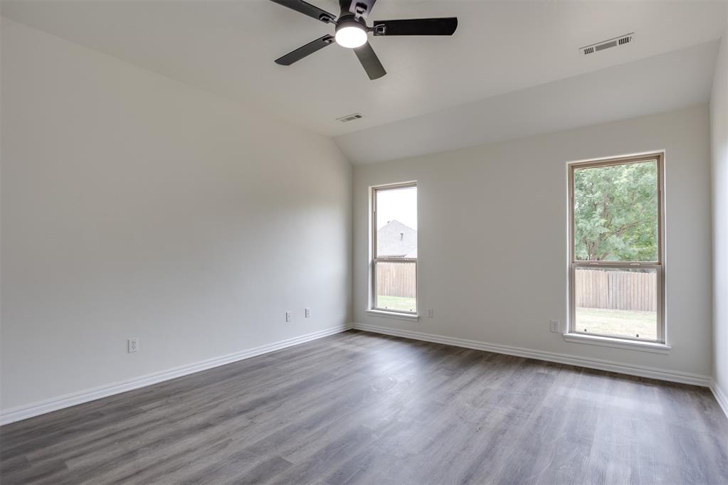 2505 Sutton Court Property Photo 20