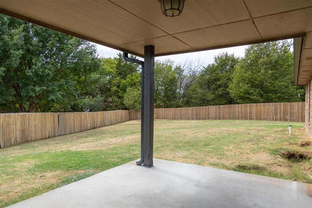 2505 Sutton Court Property Photo 38