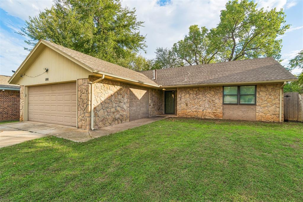 108 Cambridge Drive Property Photo 1