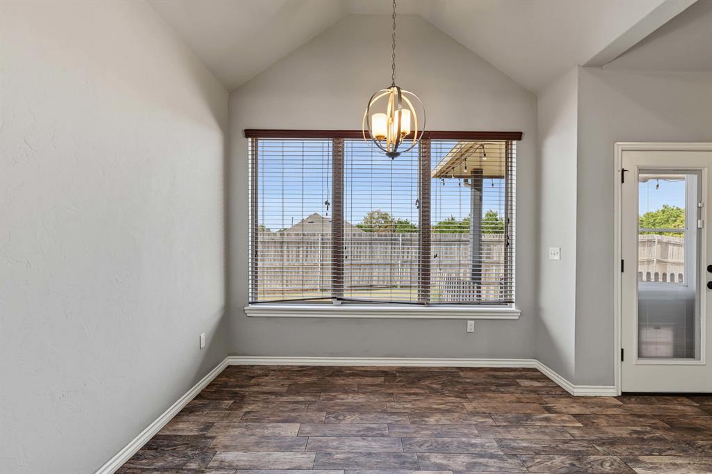 20575 Creekside Drive Property Photo 14