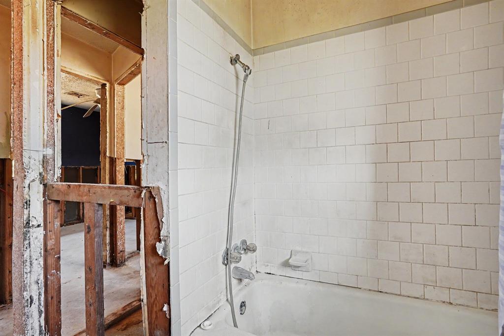 4513 Sunset Terrace Property Photo 12