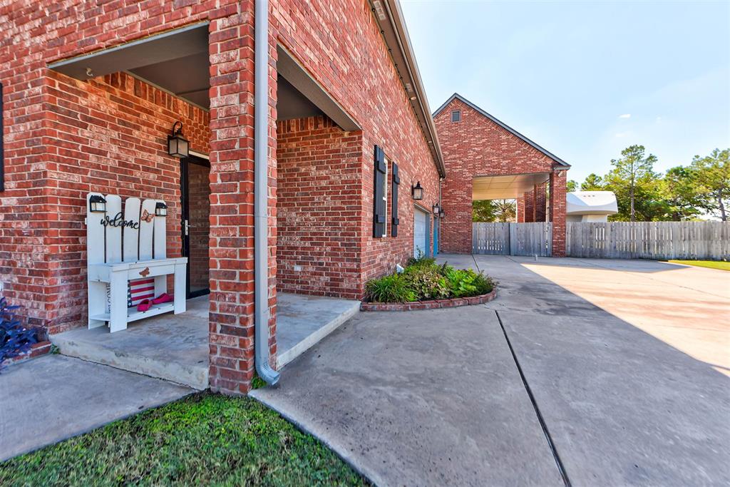 10308 Se 45th Street Property Photo 3