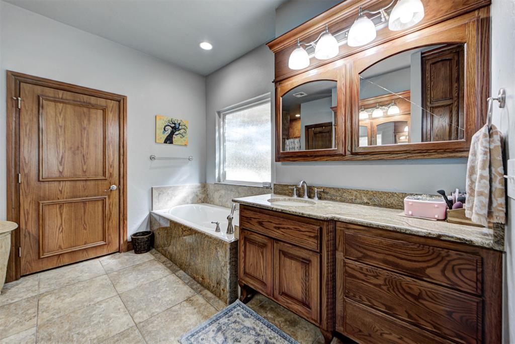 10308 Se 45th Street Property Photo 20