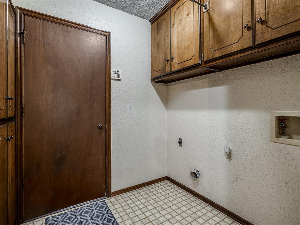1725 Still Water Lane Property Photo 37