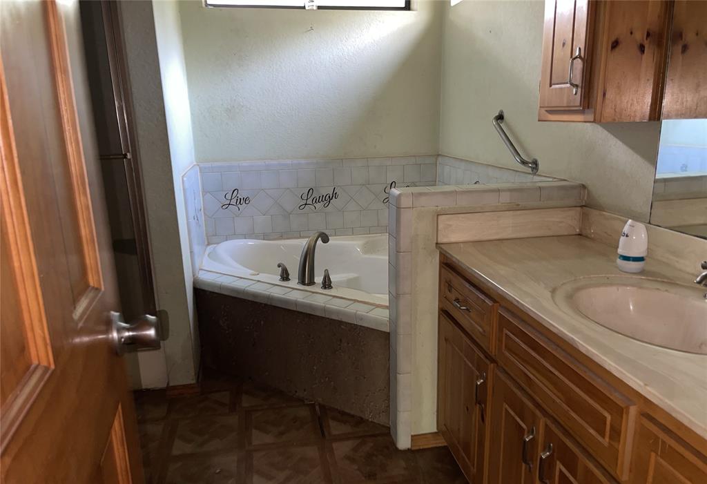900781 S Oak Ridge Drive Property Photo 11