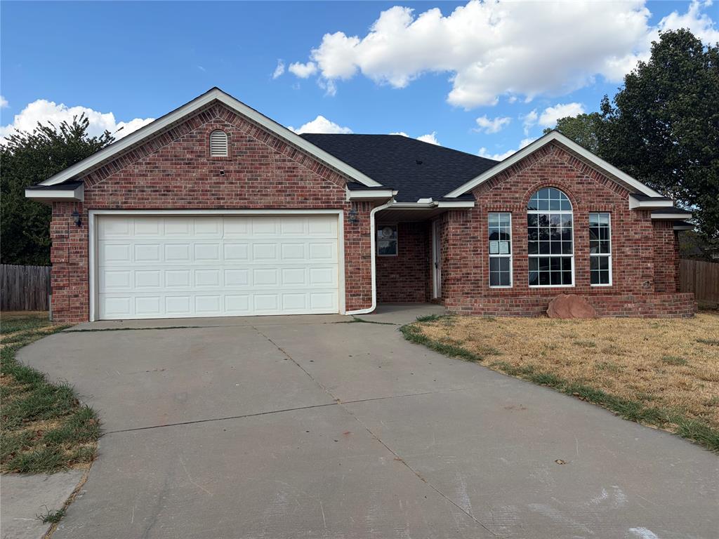 8112 Woodbend Drive Property Photo 1
