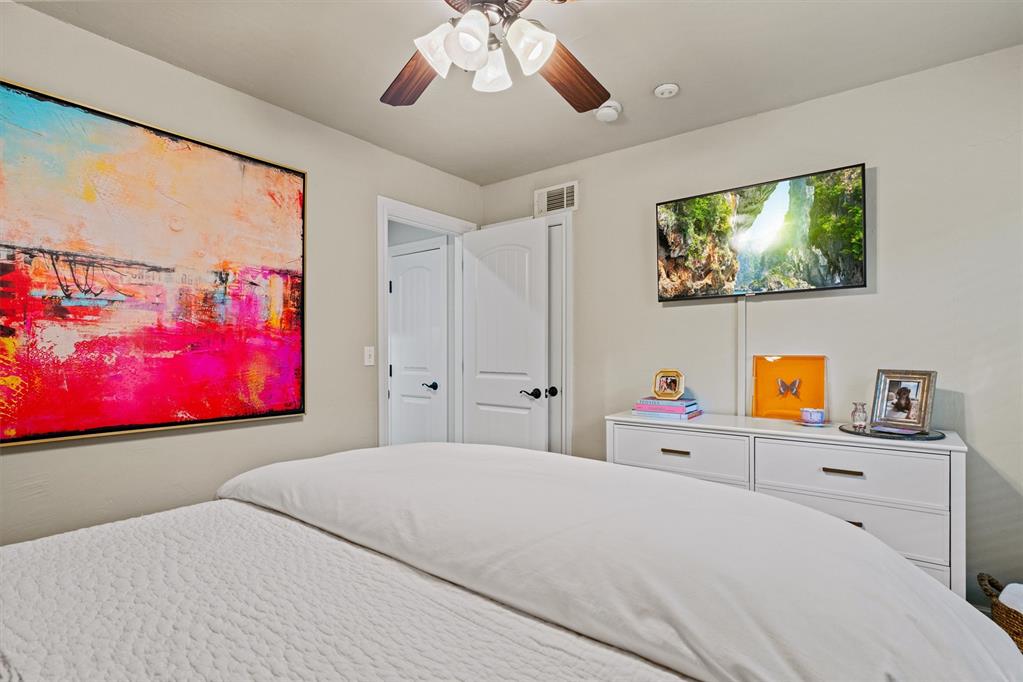 1714 Drakestone Avenue Property Photo 38