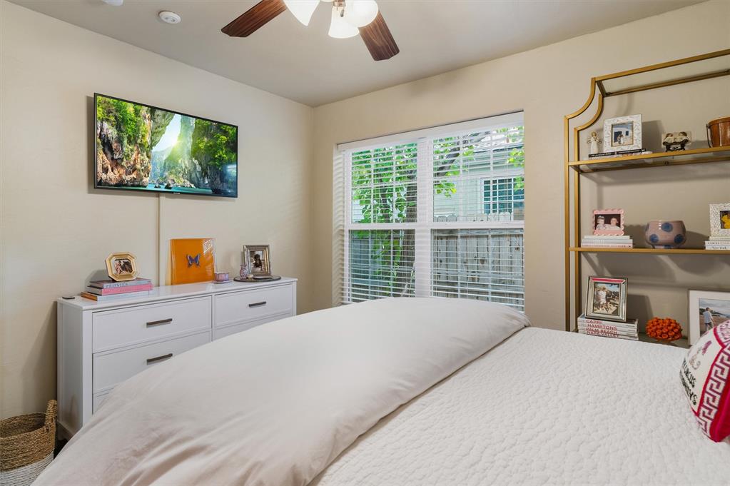 1714 Drakestone Avenue Property Photo 40