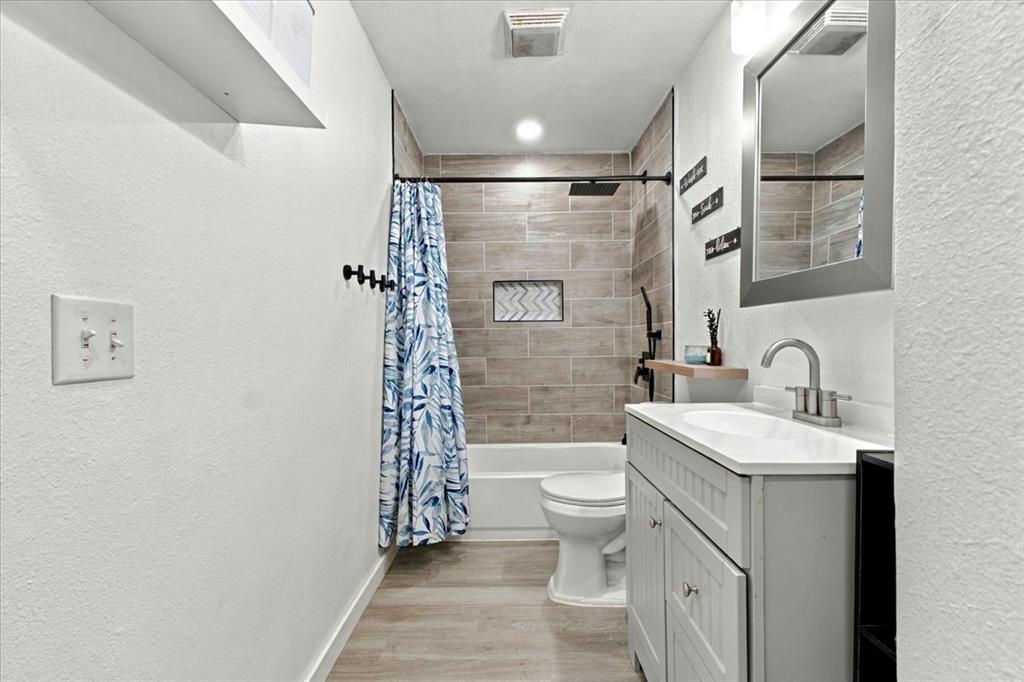 5608 Jesse Lane Property Photo 9