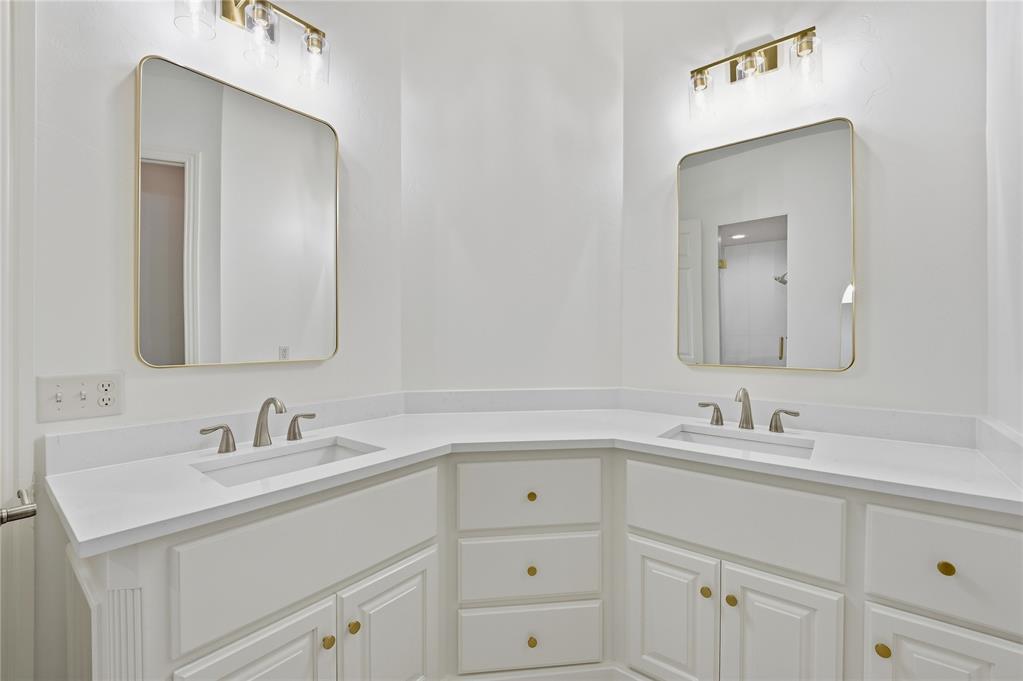 3305 Nw 170 Court Property Photo 25