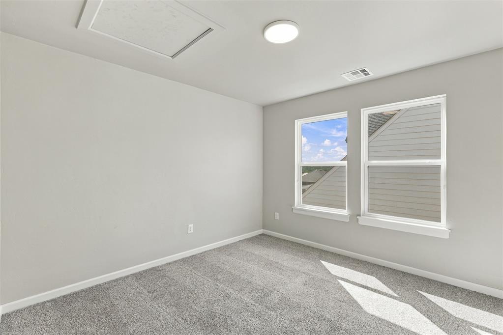 2156 Josslyn Place Property Photo 27