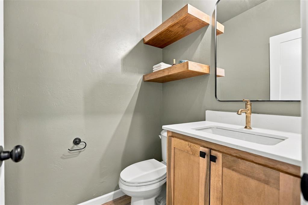 2156 Josslyn Place Property Photo 36