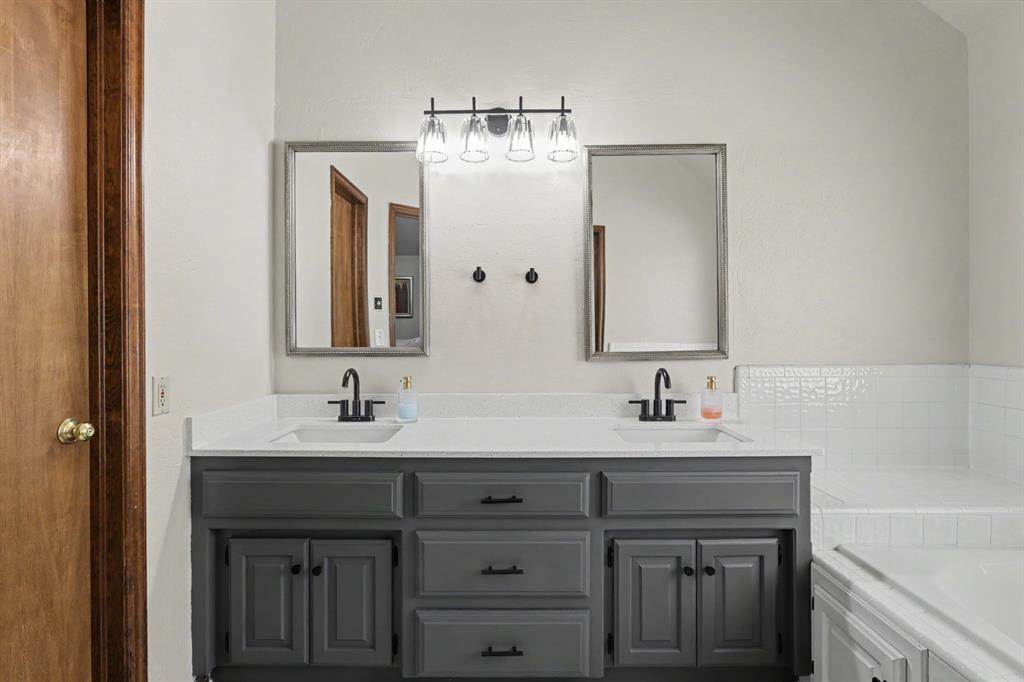 501 Copperfield Drive Property Photo 19