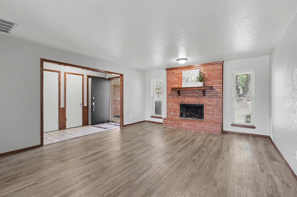 1908 Gray Fox Drive Property Photo 3