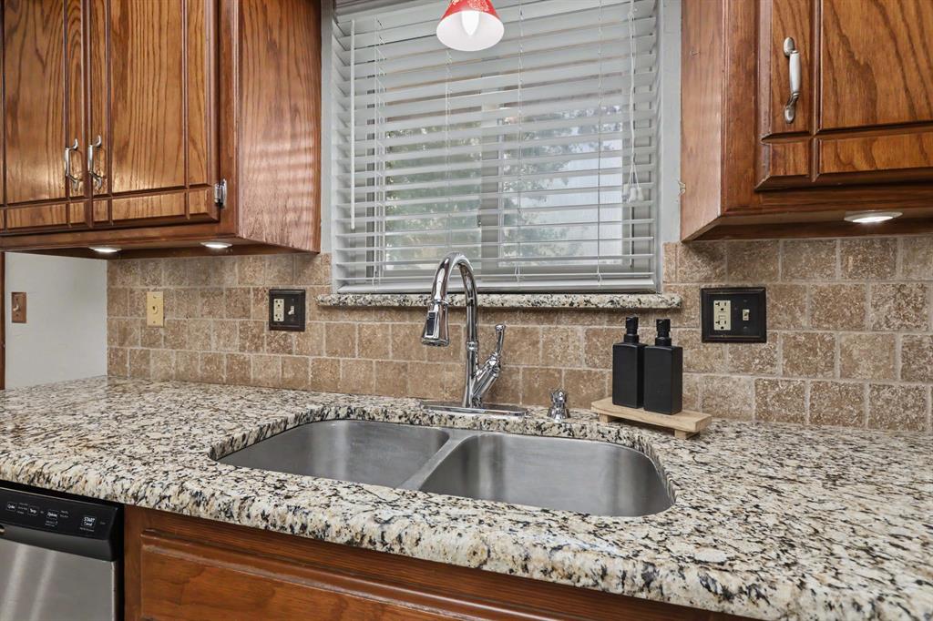 1908 Gray Fox Drive Property Photo 13