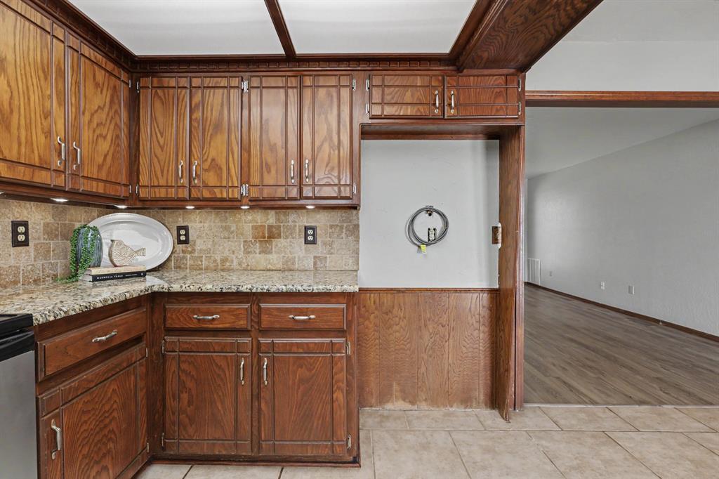 1908 Gray Fox Drive Property Photo 15