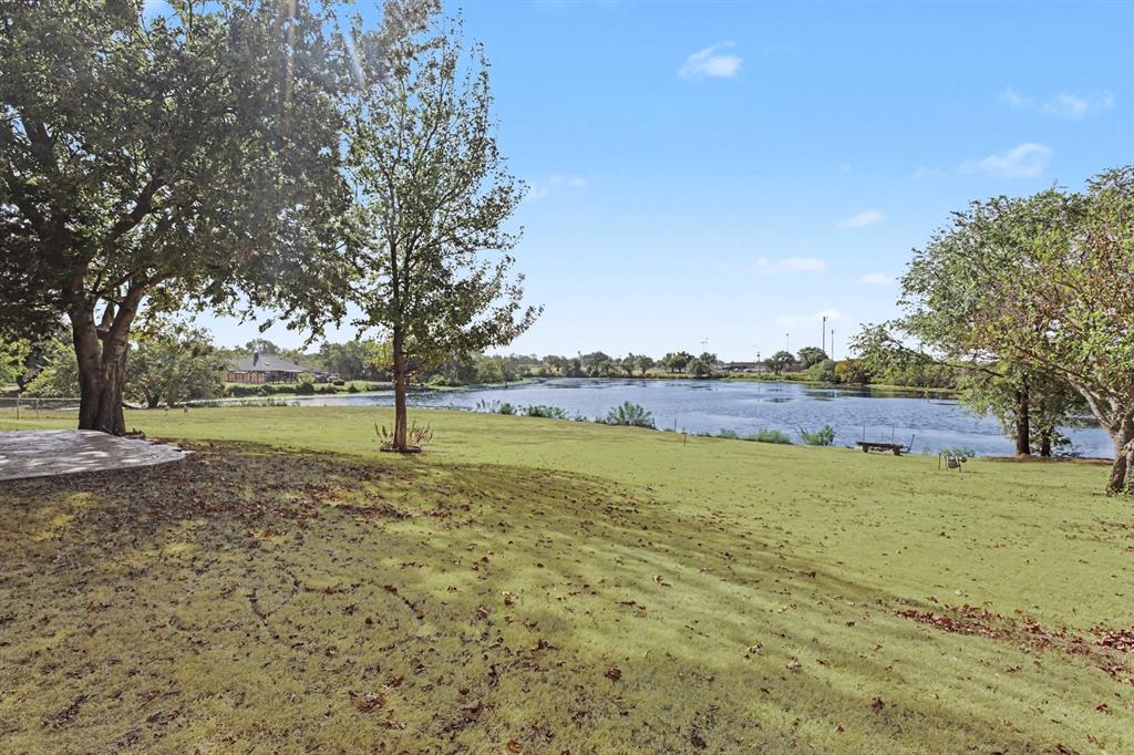 1908 Gray Fox Drive Property Photo 28