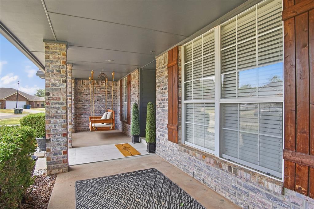 1109 Bradford Place Property Photo 5
