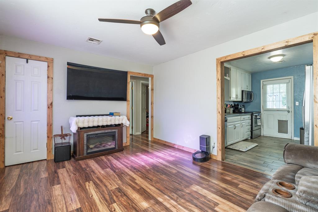 914 N Patchin Avenue Property Photo 8