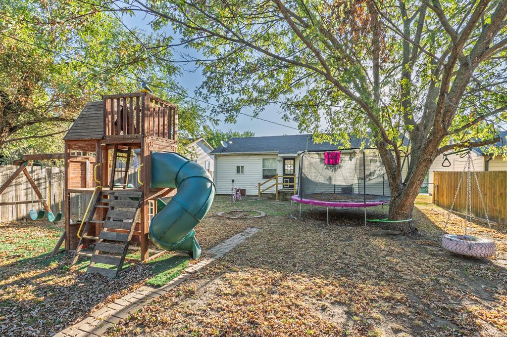 914 N Patchin Avenue Property Photo 38
