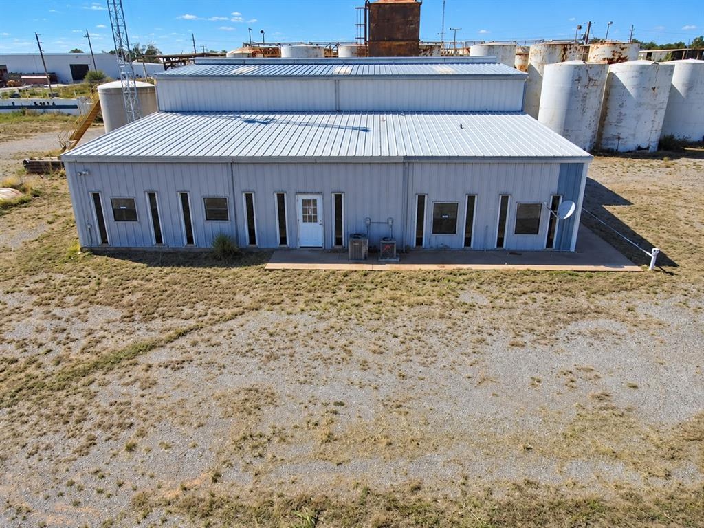 520 Robison Drive Property Photo 3