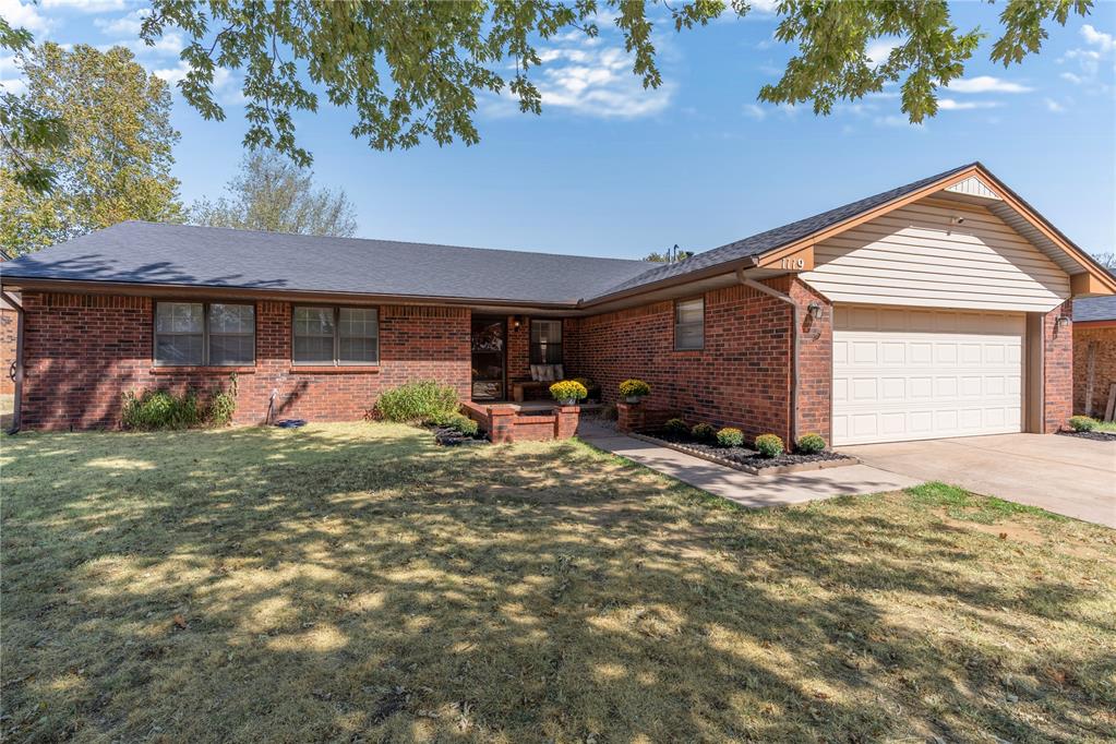 1119 W Johnathan Way Property Photo 6