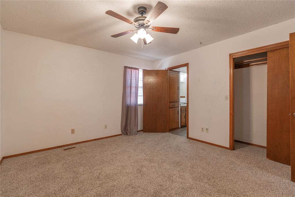 1119 W Johnathan Way Property Photo 16