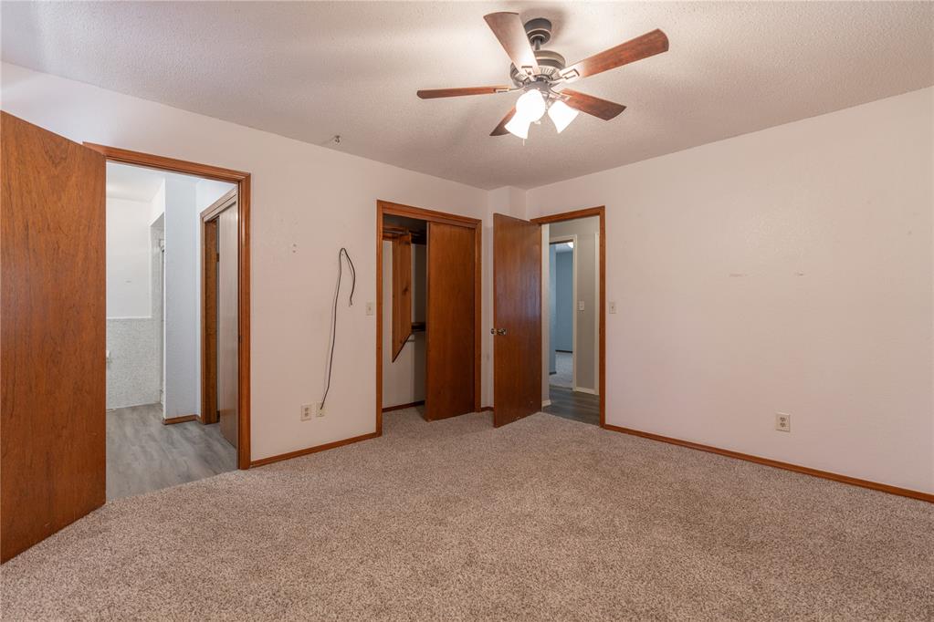 1119 W Johnathan Way Property Photo 17