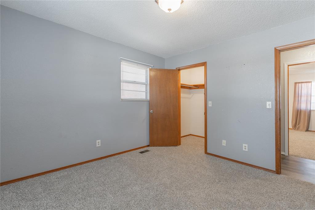 1119 W Johnathan Way Property Photo 21
