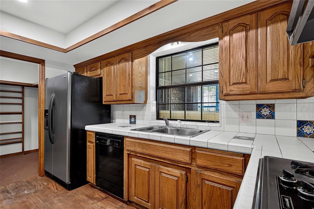 6 Pebble Creek Road Property Photo 12