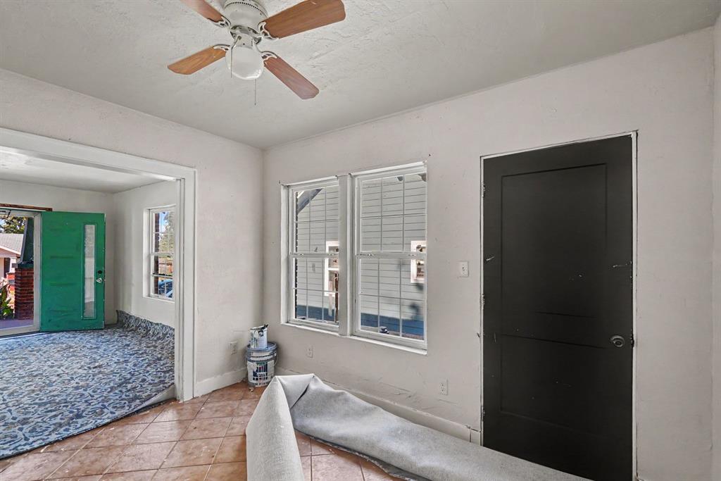 1522 Ne 14th Street Property Photo 5