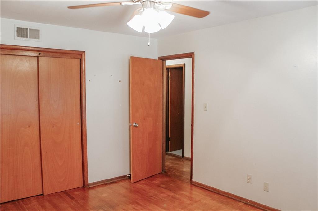 714 Elmwood Drive Property Photo 4