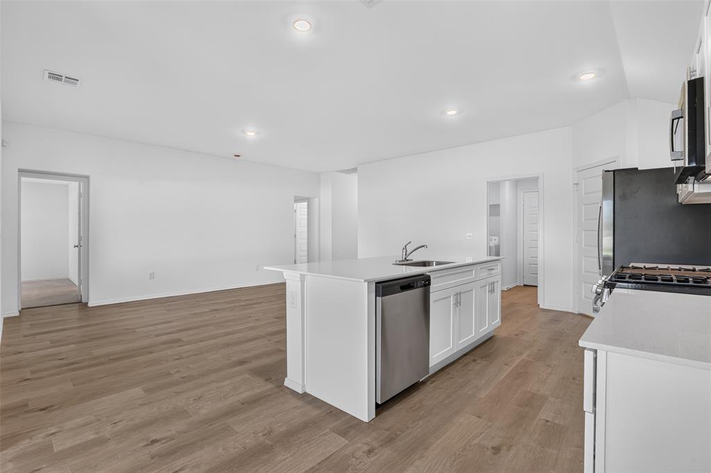 4323 S Elm Ridge Street Property Photo 5