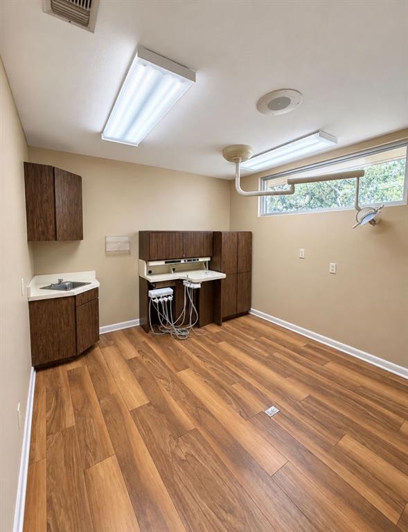 309 Ne Medical Drive Property Photo 6